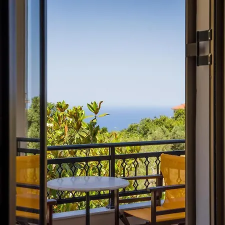 Aparthotel Vilatoria *