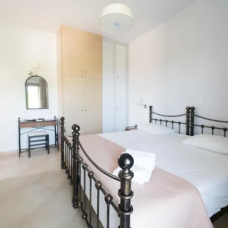 Aparthotel Vilatoria Agia Thekli